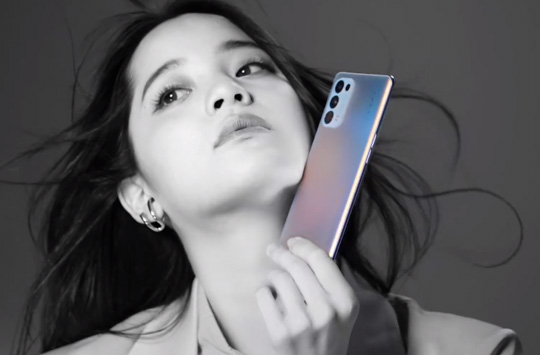 OPPO Reno5亮相：6400万四摄摄素头