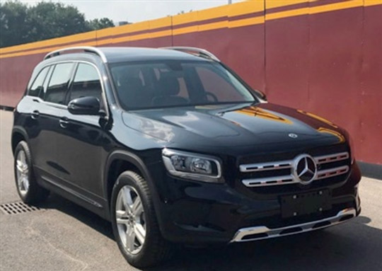 北京奔驰7座SUV GLB 1.3T低功率版即将上市：四缸涡轮