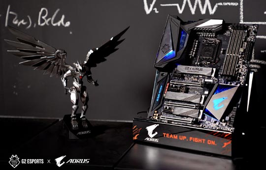 信仰加持！技嘉Z390 AORUS MASTER限量版G2联名主板