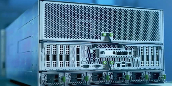 NVIDIA发布全新安培架构DGX A100个人超算：八路GPU、双路AMD 64核心