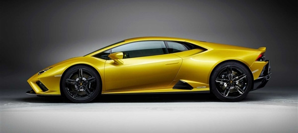 5.2L V10发动机！兰博基尼小牛后驱版车型中国首发：售价254万
