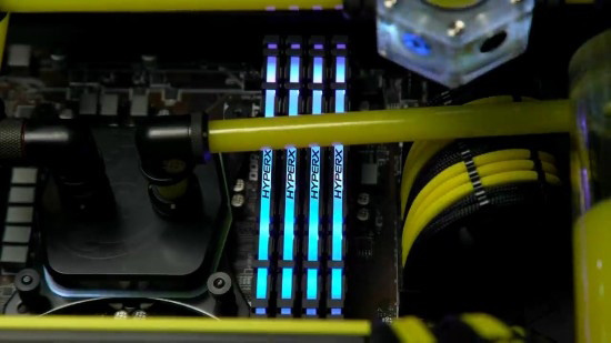 NVIDIA限量款《赛博朋克2077》主题机箱：壕华配置、机身炫酷
