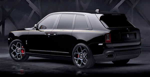 6.7T V12双涡轮增压发动机！劳斯莱斯库里南Black Badge正式上市：售价780万