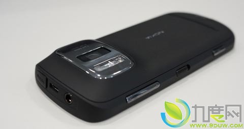 诺基亚发布BelleFP1系统4100万像素智能手机808 PureView 可拍摄1080p