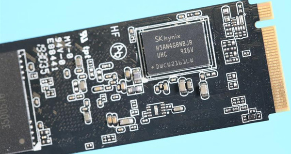连续读取最高5GB/s！希捷首款PCIe 4.0 酷玩520 SSD发布 
